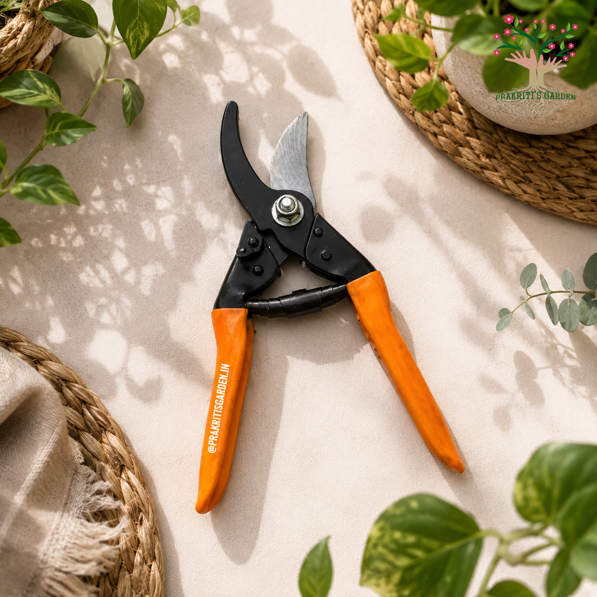 Plant Cutter / Garden Pruner