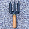 Hand Cultivator – Choose Handle Type