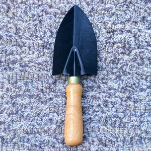 Hand Trowel ( Wide Blade ) – Choose Handle Type